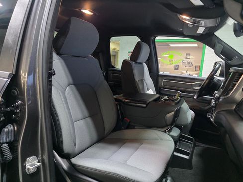 Used 2021 RAM 1500 Big Horn image 24