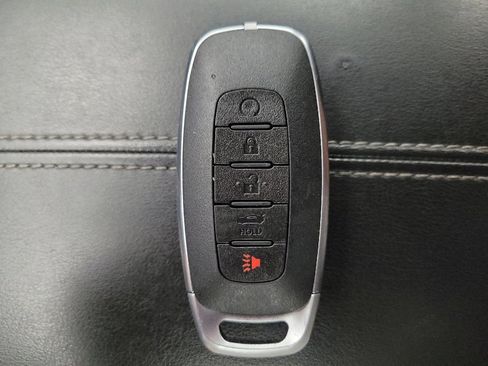 Used 2022 Nissan Sentra SV w/ Trunk Package FWD image 32
