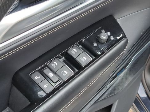 Used 2024 Jeep Grand Wagoneer L Series II w/ Quick Order Packagew 28T image 23