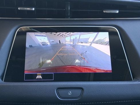 Used 2023 Cadillac XT4 Luxury w/ Driver Awareness Package FWD image 15