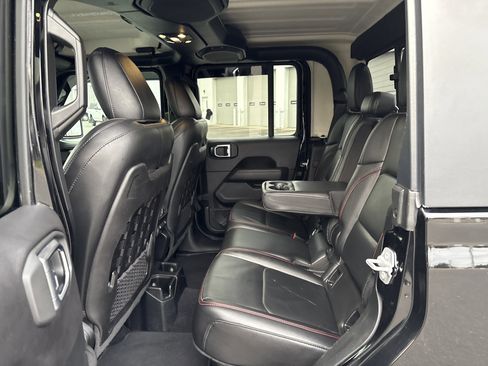 Certified 2020 Jeep Gladiator Rubicon image 34