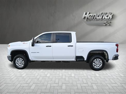 Used 2024 Chevrolet Silverado 2500 W/T w/ WT Convenience Package image 9