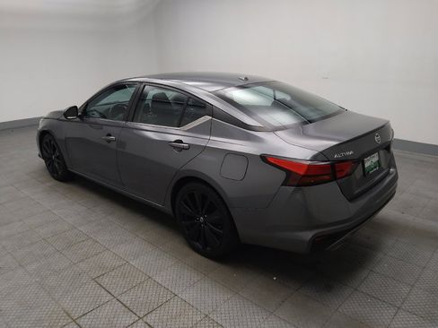 Used 2021 Nissan Altima 2.5 SR FWD image 3
