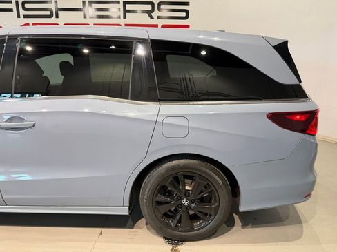 Used 2023 Honda Odyssey Sport image 8