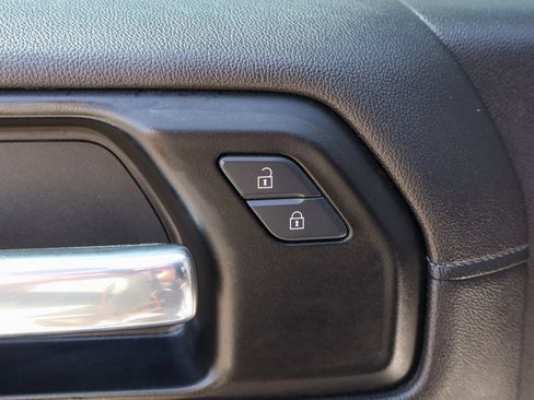 Used 2020 Chevrolet Silverado 1500 RST w/ All-Star Edition image 17