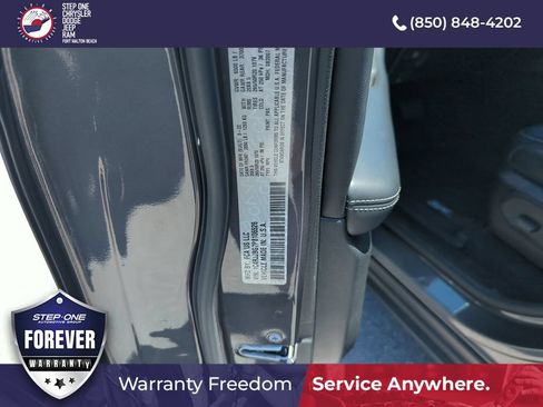 Used 2023 Jeep Grand Cherokee L Limited w/ Luxury Tech Group II RWD image 42