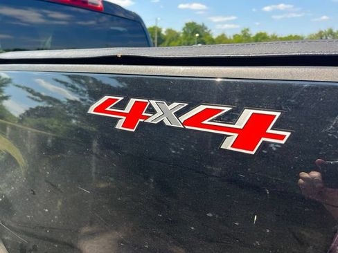 Used 2018 Chevrolet Colorado LT AWD/4WD image 8
