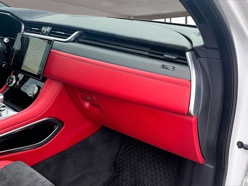 Used 2024 Jaguar F-PACE SVR image 16