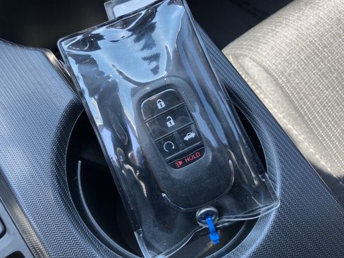 Certified 2024 Honda Civic EX image 38