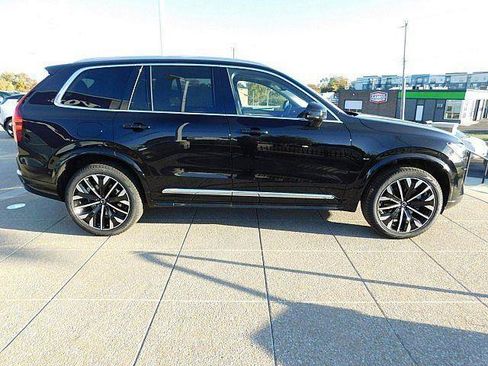 New 2026 Volvo XC90 B6 Plus w/ Protection Package Premier AWD/4WD image 7