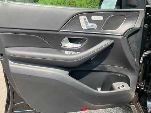 Used 2025 Mercedes-Benz GLE 350 4MATIC image 27