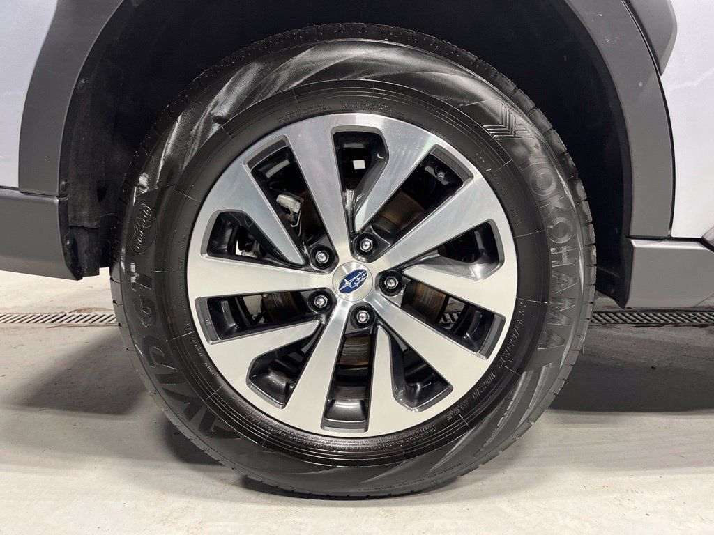 Certified 2025 Subaru Outback Premium AWD/4WD image 39