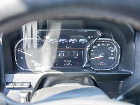 Used 2022 GMC Sierra 3500 AT4 w/ AT4 Premium Plus Package image 17