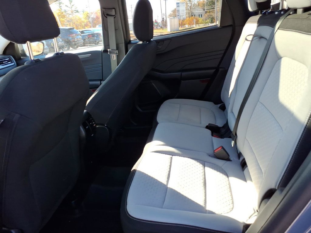 Used 2024 Ford Escape Active w/ Tech Pack #1 AWD/4WD image 16