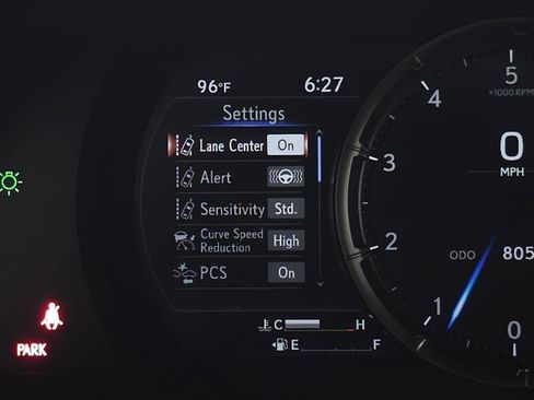 Used 2024 Lexus IS 500 RWD image 23