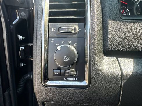 Used 2018 RAM 3500 Laramie w/ Sport Appearance Group AWD/4WD image 14
