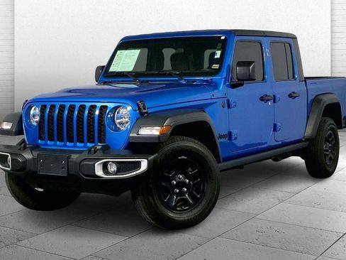 Used 2023 Jeep Gladiator Sport w/ Trailer Tow Package image 12