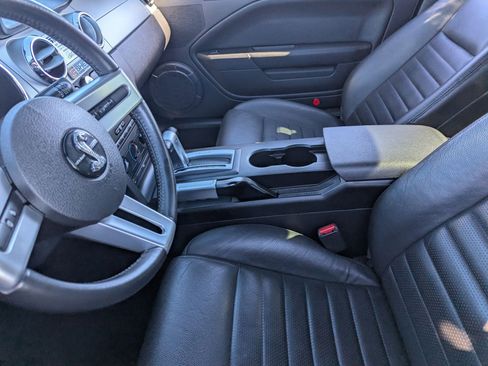 Used 2007 Ford Mustang GT RWD image 16