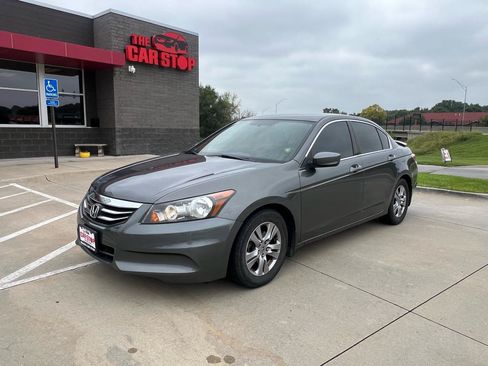 Used 2012 Honda Accord SE image 2