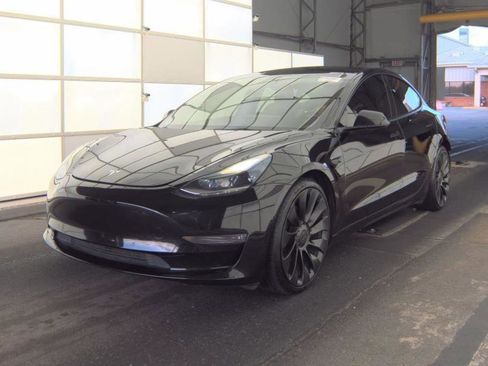 Used 2022 Tesla Model 3 Performance image 1
