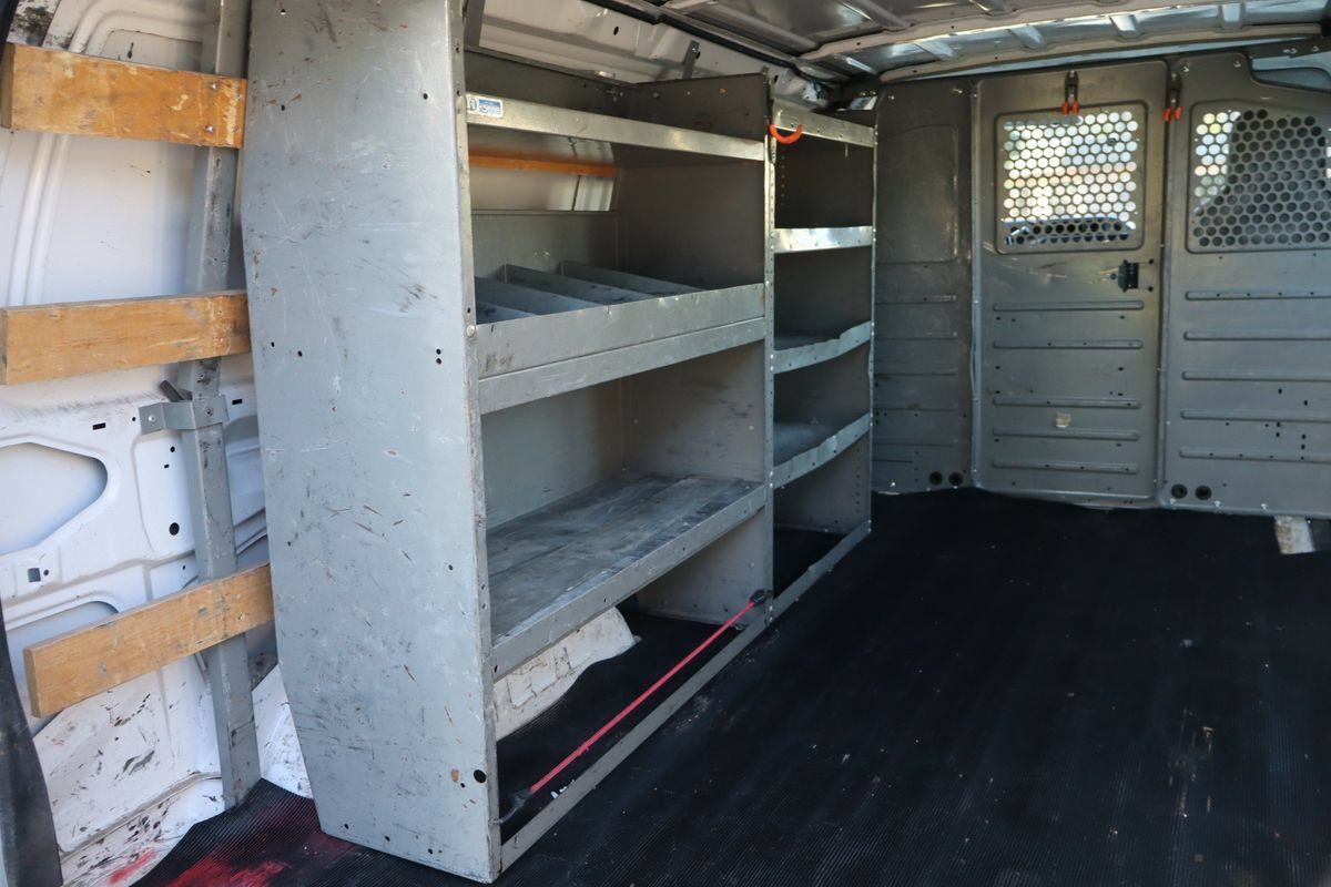 Used 2014 Ford E-250 and Econoline 250 w/ Power Group RWD image 15