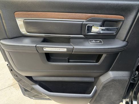 Used 2015 RAM 2500 Laramie image 24