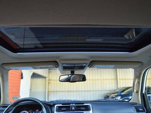 Used 2014 Toyota 4Runner SR5 Premium image 27