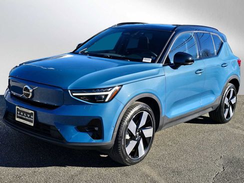 Used 2023 Volvo XC40 Recharge Ultimate image 7