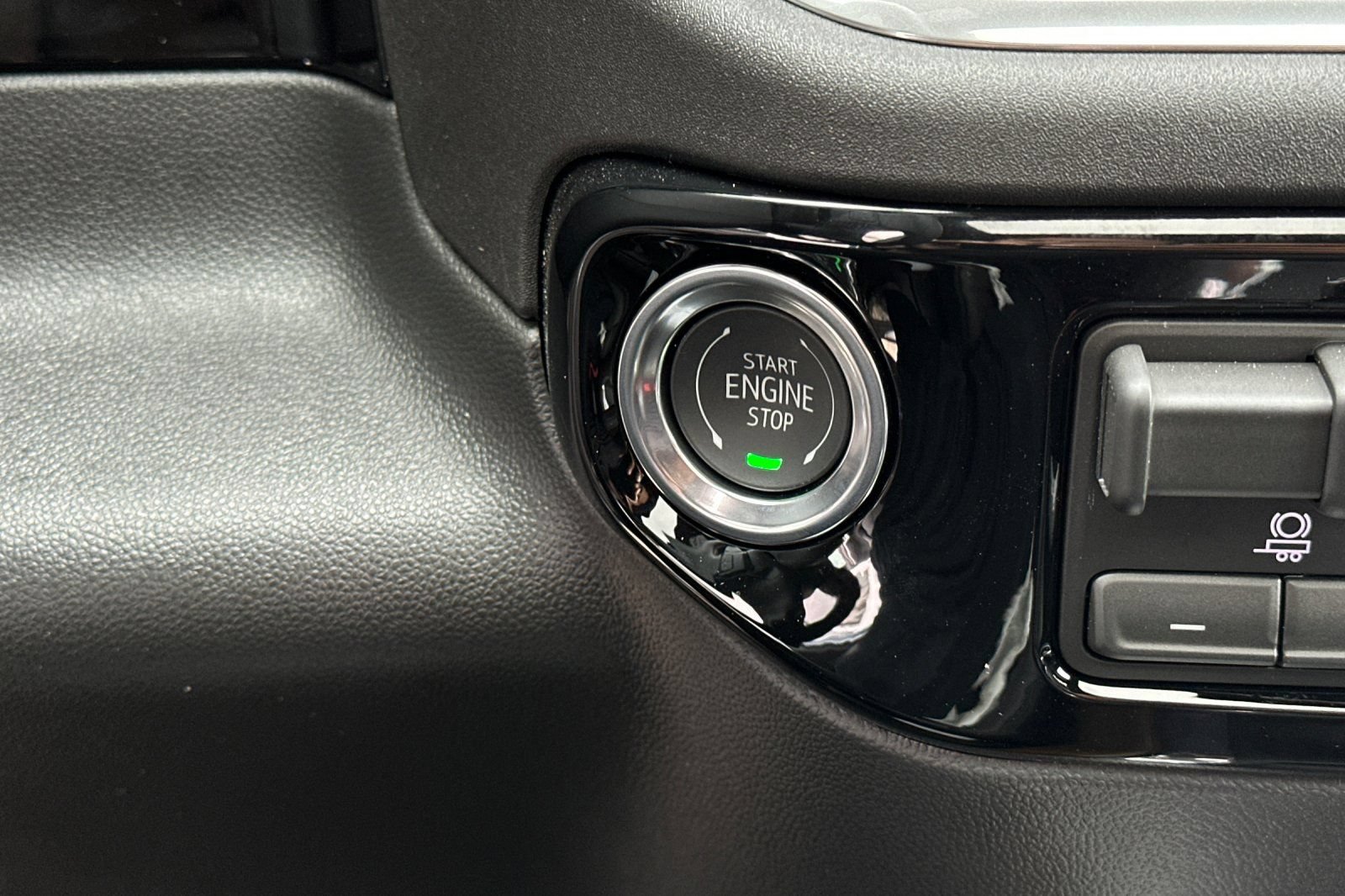 New 2026 Chevrolet Silverado 1500 High Country AWD/4WD image 22