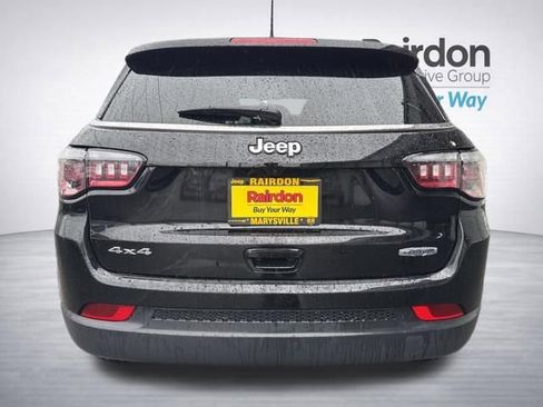 Used 2024 Jeep Compass Latitude image 7