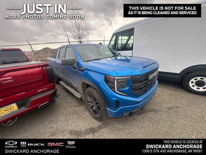 Used 2022 GMC Sierra 1500 Elevation w/ LPO, Elevation Black Package