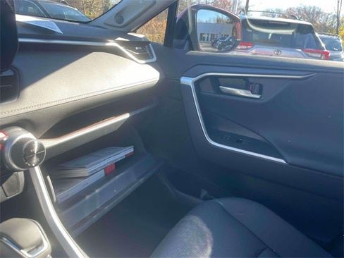 New 2025 Toyota RAV4 Limited w/ Advanced Technology Package image 32