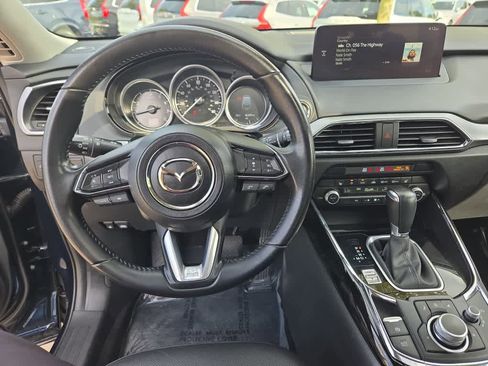 Used 2022 MAZDA CX-9 Touring w/ Touring Premium Package image 12