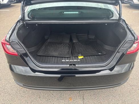 Used 2025 Toyota Camry LE w/ Convenience Package image 37