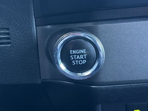 Used 2019 Toyota Tacoma TRD Sport w/ TRD Premium Sport Package RWD image 22