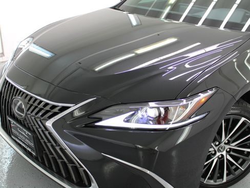 Used 2022 Lexus ES 350 Premium image 17