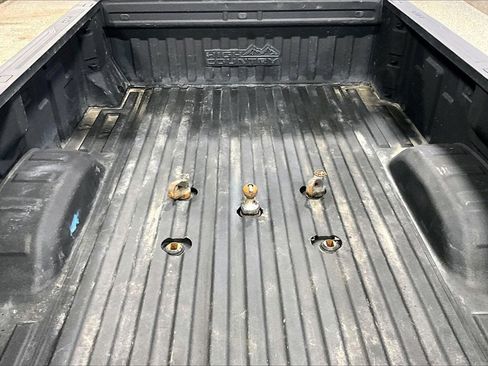 Used 2024 Chevrolet Silverado 3500 High Country w/ High Country Premium Package image 8