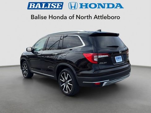 Used 2019 Honda Pilot Touring image 3