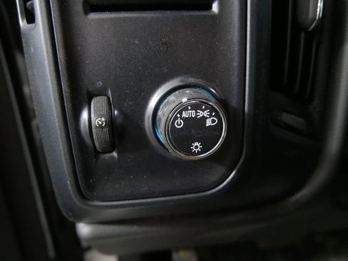 Used 2018 GMC Sierra 1500 2WD Regular Cab w/ Sierra Convenience Package image 17