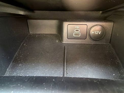 Certified 2024 Ford Escape ST-Line w/ Tech Pack #1 FWD image 36