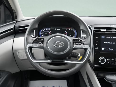 Certified 2024 Hyundai Tucson SE AWD/4WD image 15