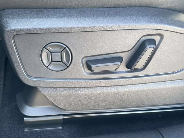 Used 2026 Audi Q5 Premium Plus AWD/4WD image 18