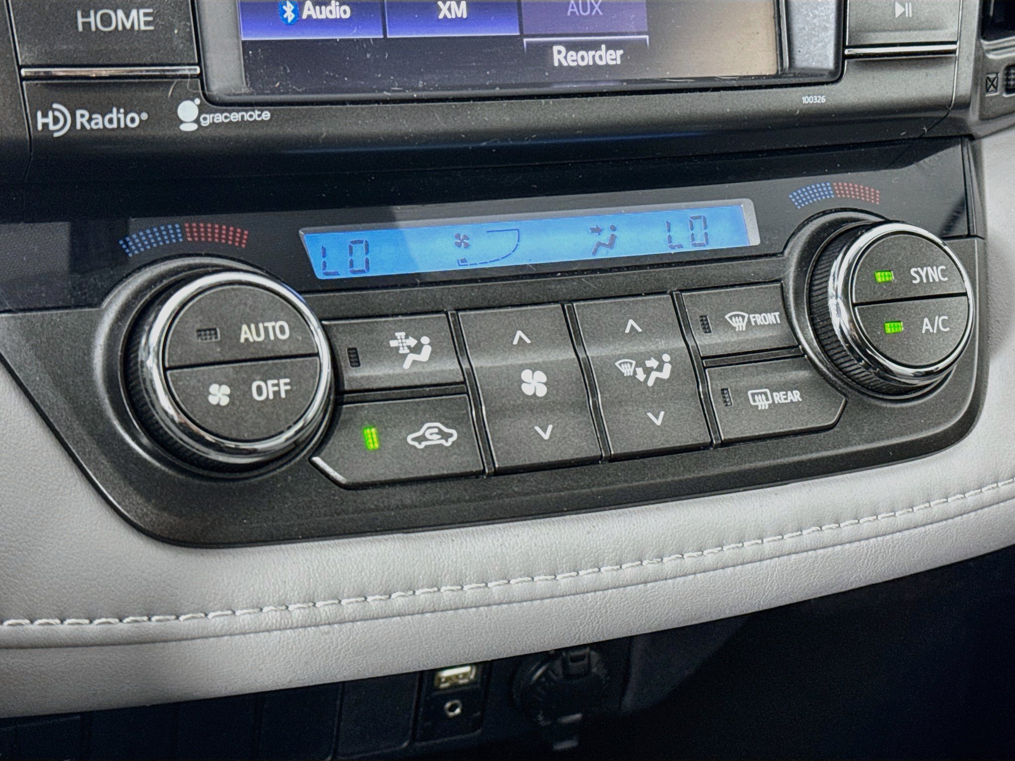 Used 2014 Toyota RAV4 XLE AWD/4WD image 15
