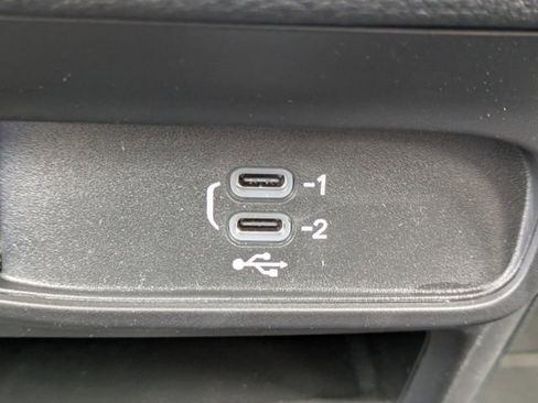 New 2026 Chrysler Pacifica Select image 26