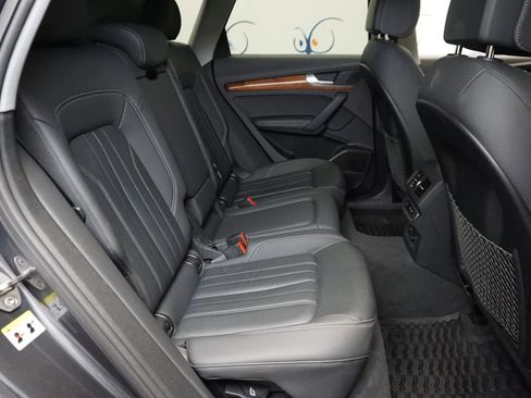 Used 2023 Audi Q5 2.0T Premium Plus w/ Premium Plus Package image 11