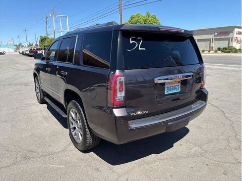 Used 2018 GMC Yukon Denali AWD/4WD image 16