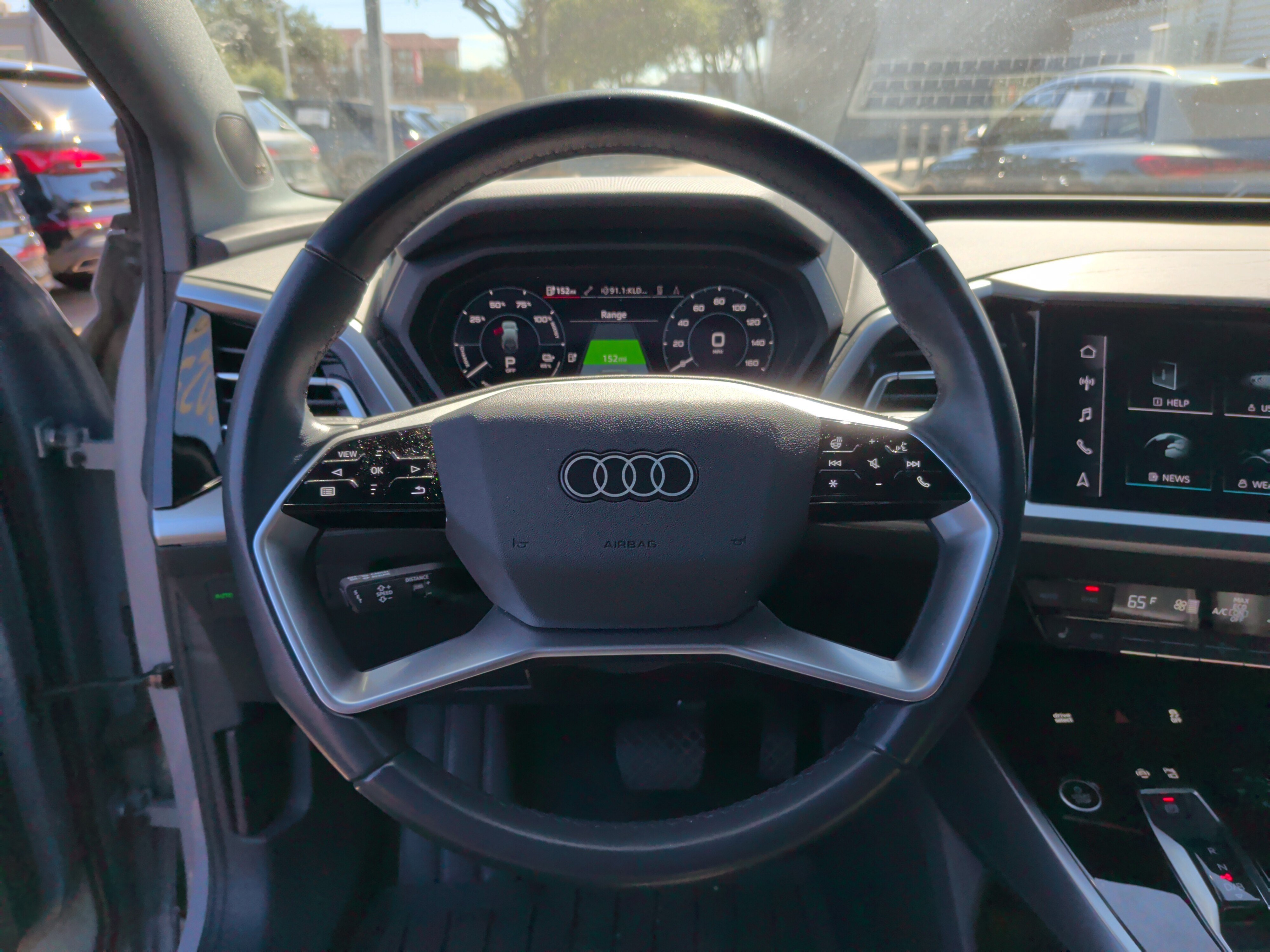 Used 2023 Audi Q4 e-tron Premium Plus AWD/4WD image 17
