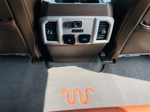 Used 2022 Ford F350 King Ranch w/ King Ranch Ultimate Package AWD/4WD image 34