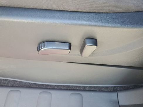 Certified 2024 Nissan Frontier SV w/ SV Convenience Package AWD/4WD image 16