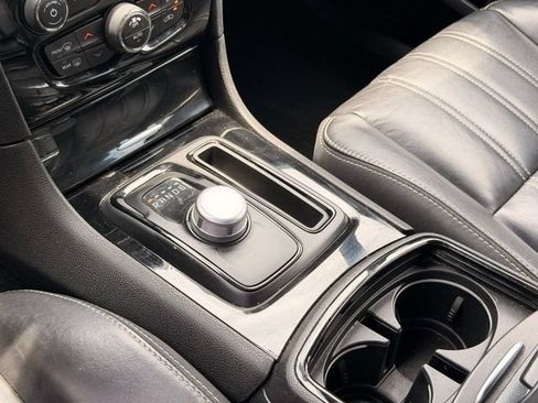 Used 2020 Chrysler 300 S RWD image 19